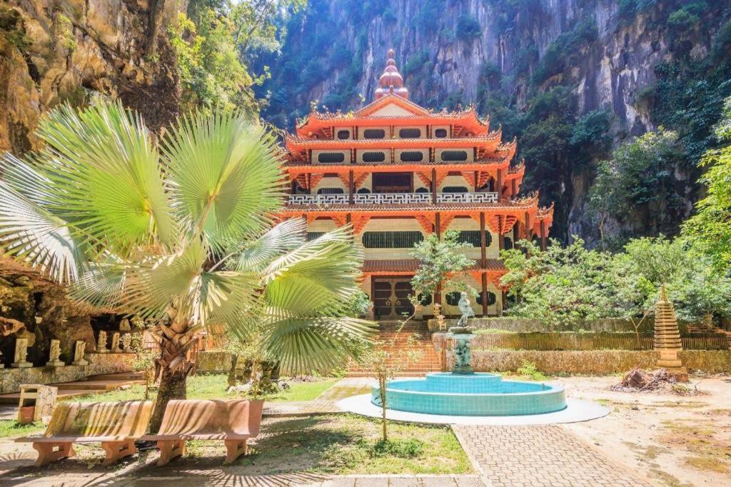 Oyo 90936 Hotel Manjoi Inn Ипох Екстериор снимка