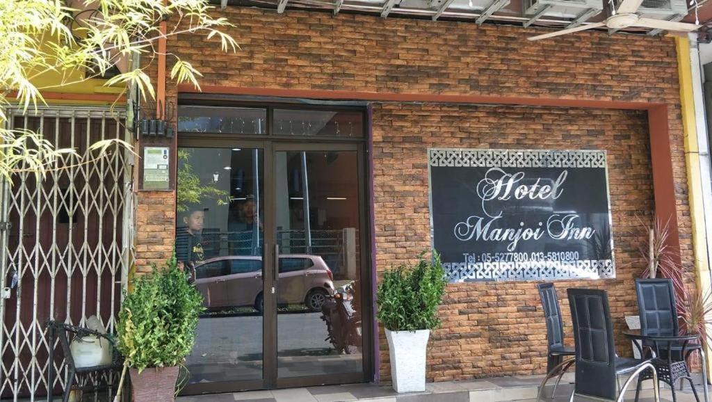 Oyo 90936 Hotel Manjoi Inn Ипох Екстериор снимка