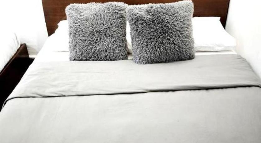 Oyo 90936 Hotel Manjoi Inn Ипох Екстериор снимка