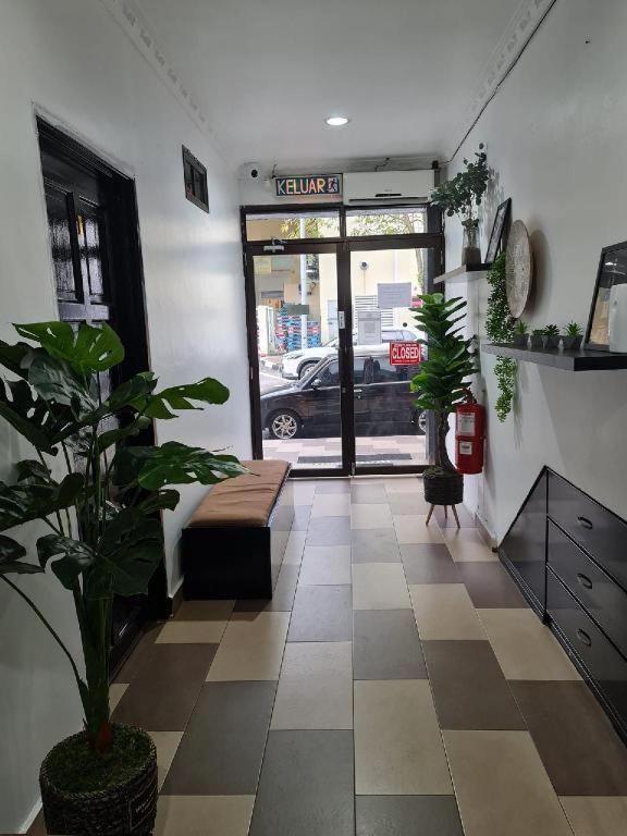 Oyo 90936 Hotel Manjoi Inn Ипох Екстериор снимка